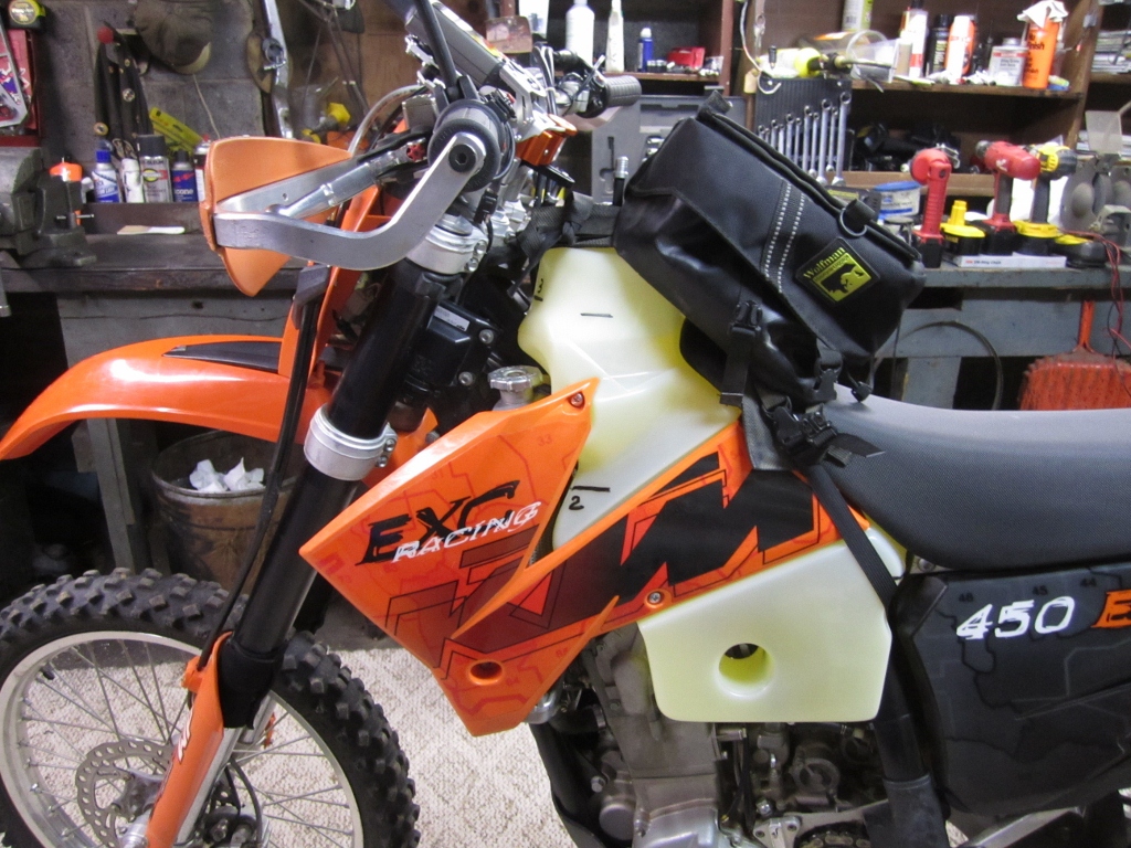 KTM 520 EXC large capacity fuel tank Adventure Rider